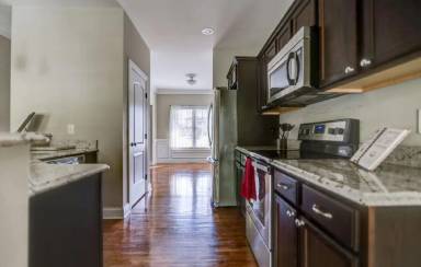 Main picture of 1196 Crest Rdg