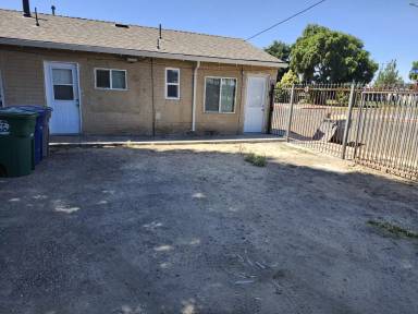 Main picture of 2046 Almond St