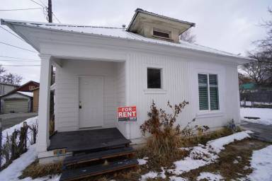 Main picture of 920 Capitol St