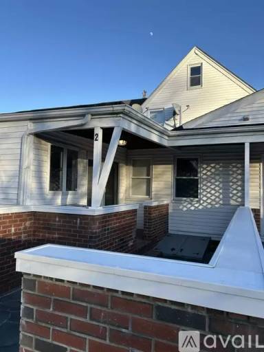 Main picture of 55 Shawmut St