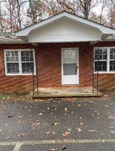 Main picture of 144 Nottingham Dr