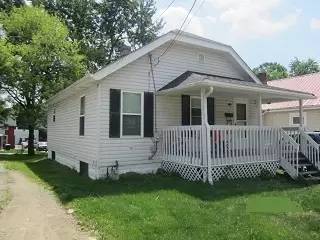 Main picture of 2129 4th Ct