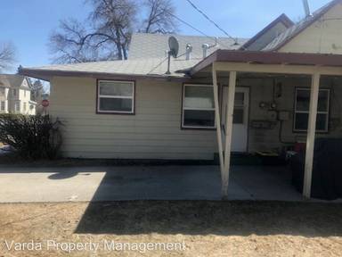 Main picture of 301 S Willson Ave