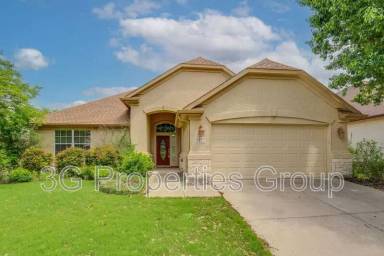 Main picture of 9117 Starwood Ln