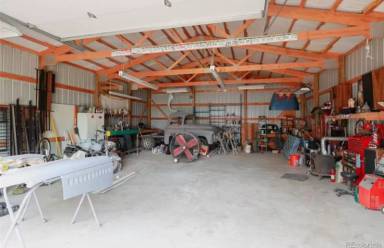 Main picture of 739 Riverbend Dr