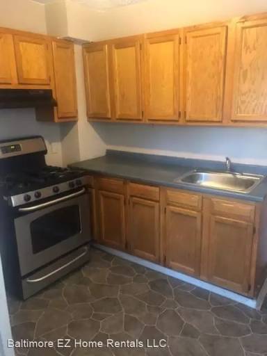 Main picture of 103 Walnut Ave