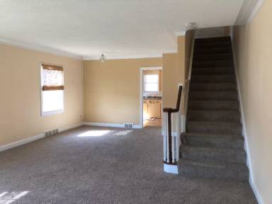 Main picture of 925 Lincoln St