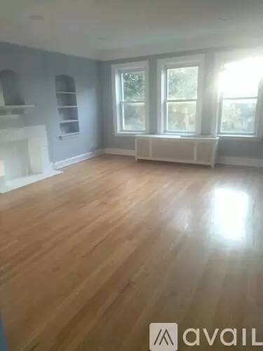 Main picture of 7707 Lowell Ave