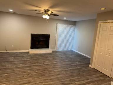 Main picture of 5492 Davis Way
