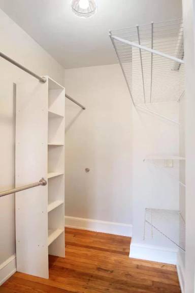 Main picture of Cherokee Arms Apartments