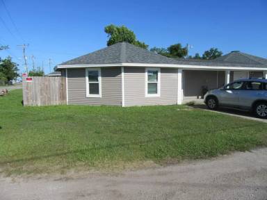 Main picture of 1300 Grace Ave
