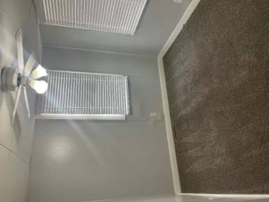 Main picture of 706 N 4th St