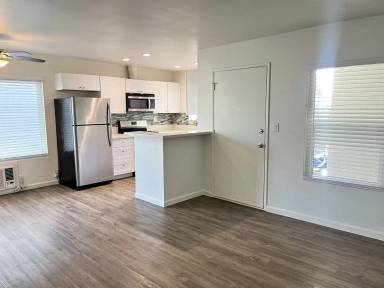 Main picture of 4621 32nd St