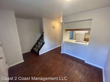 Main picture of 347 Dersam St
