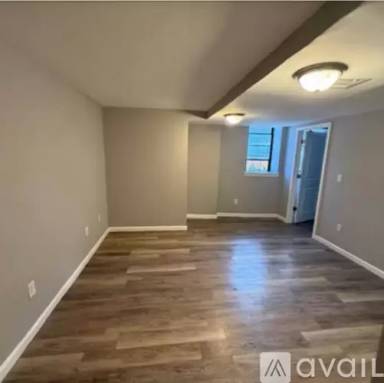 Main picture of 297 Hawthorne Ave