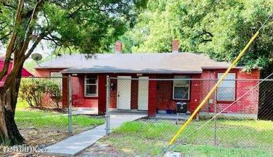 Main picture of 1614 W 11th St