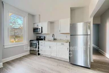 Main picture of 2878 Harford Rd