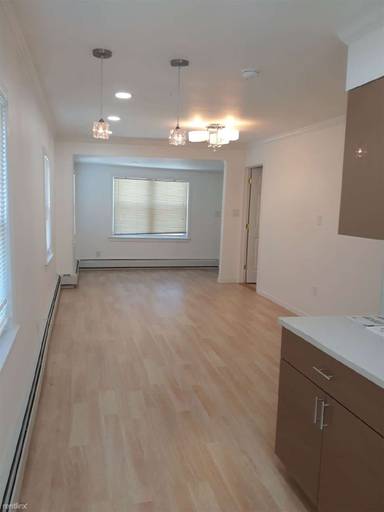 Main picture of 10220A 159th Rd
