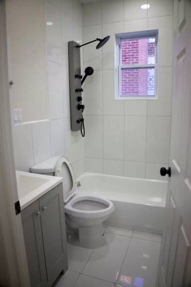 Main picture of 4115 Wilder Ave