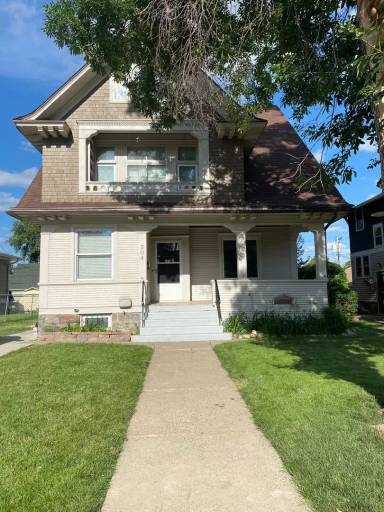 Main picture of 304 6 Ave
