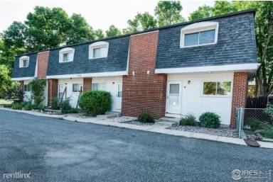 Main picture of 1700 Palm Dr