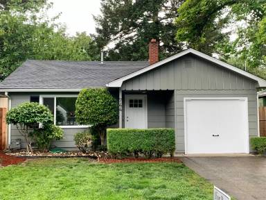 Main picture of 744 NW 3rd St
