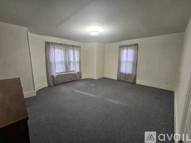 Main picture of 313 Broad St