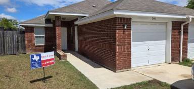 Main picture of 2409 Royal Crest Cir