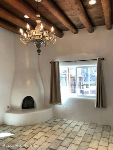 Main picture of 553 Agua Fria St