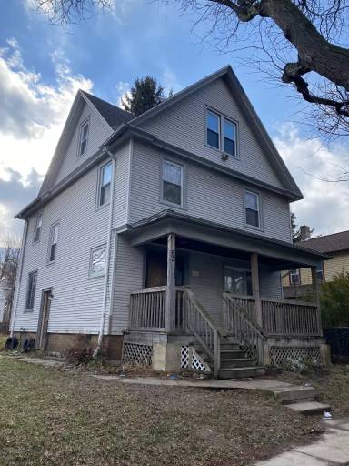 Main picture of 63 Montrose St
