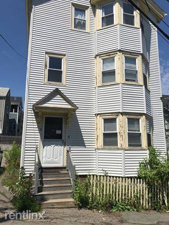 Main picture of 8 Eliot Ave