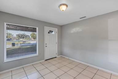 Main picture of 435 Gilman Cir