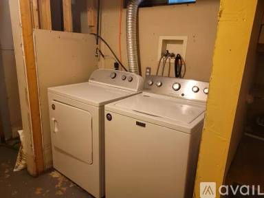 Main picture of 350 Elm Ct
