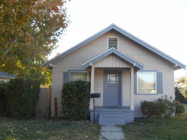 Main picture of 914 Monroe St