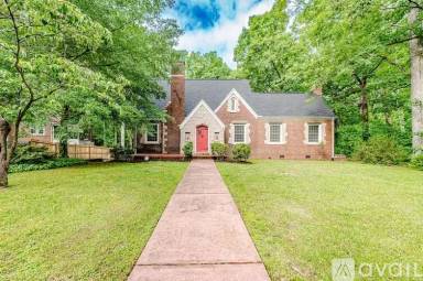 Main picture of 217 Hillcrest Dr