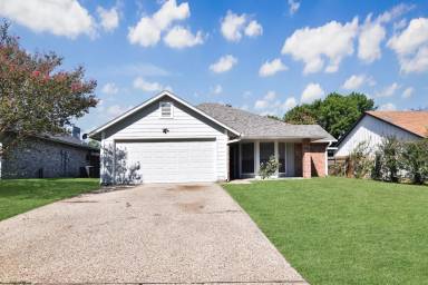 Main picture of 1610 Ridgeway