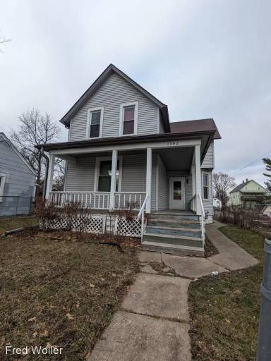 Main picture of 1342 W 12th St