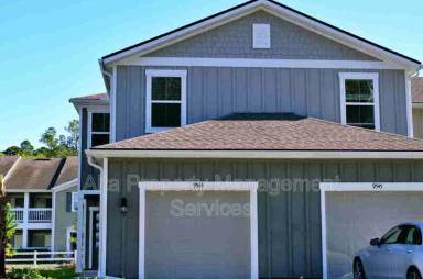 Main picture of 9543 Star Dr