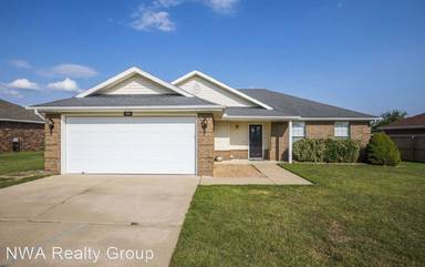 Main picture of 550 Sun Meadow Dr