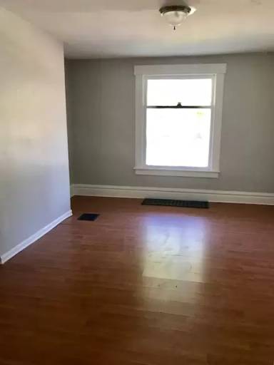 Main picture of 843 W Rich St