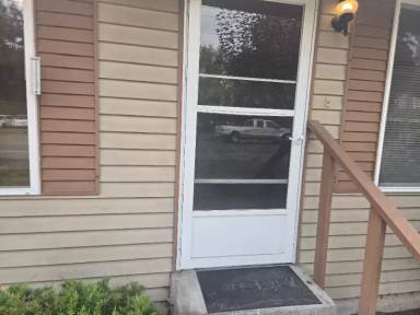 Main picture of 404 E Burke Ave