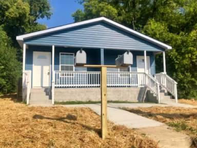 Main picture of 309 N Holly St
