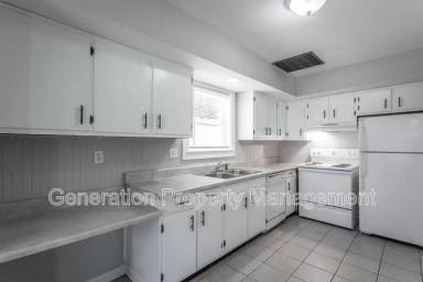 Main picture of 2914 Williamsburg Ln