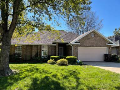 Main picture of 2330 W Allen Dr