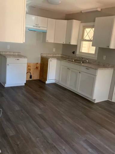 Main picture of 3515 Hickory Pl
