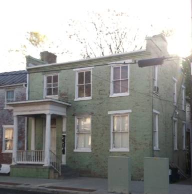 Main picture of 304 N Kent St