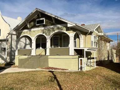 Main picture of 1112 E 2nd St