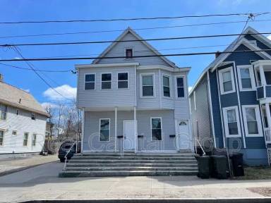 Main picture of 1576 Foster Ave