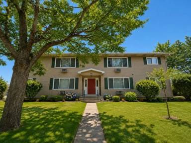 Main picture of 915 Genrich St