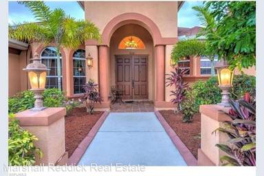 Main picture of 1928 NE 14th St